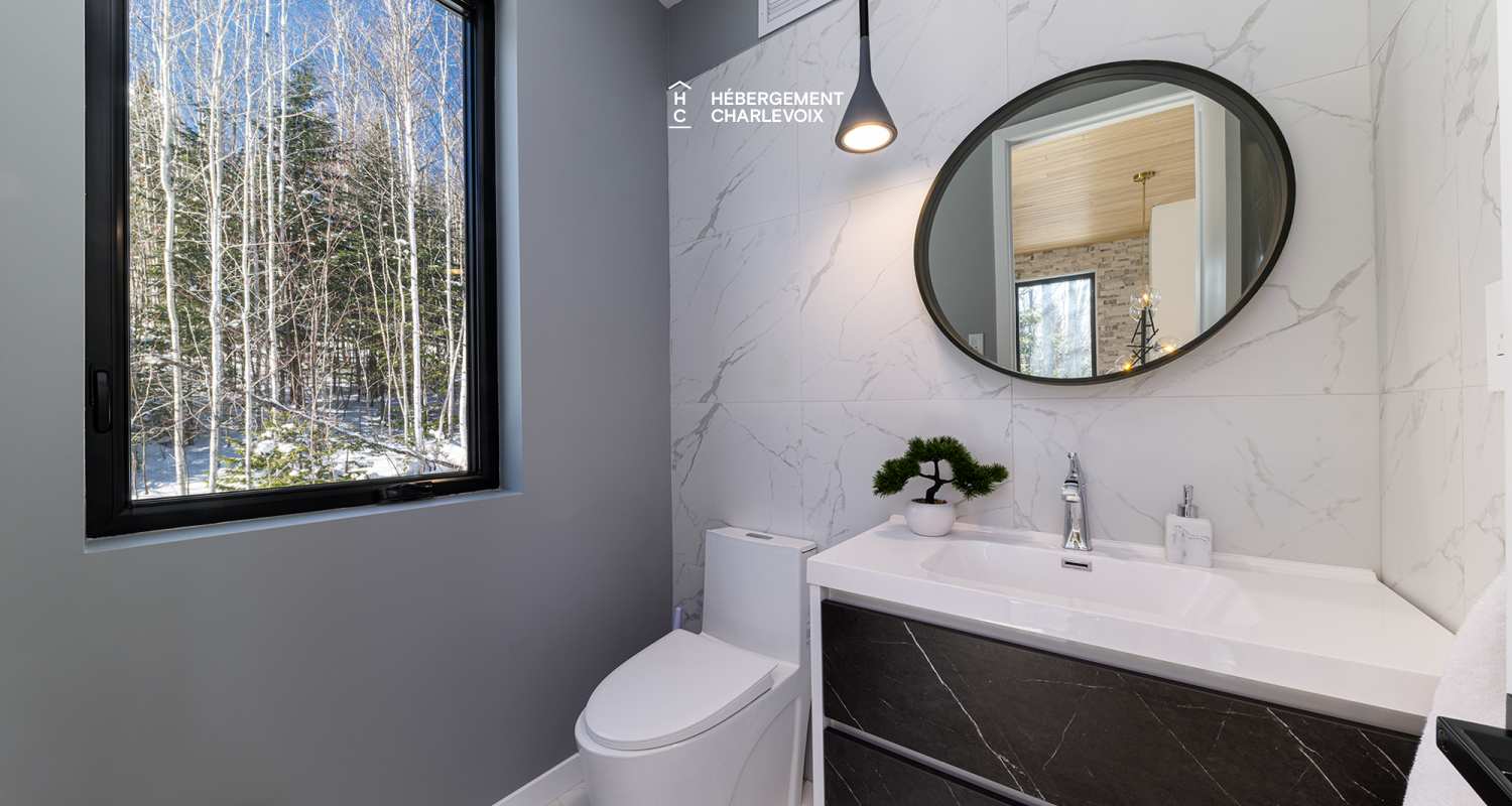 ALT-49 - Villa contemporaine offrant les splendeurs du St-Laurent!